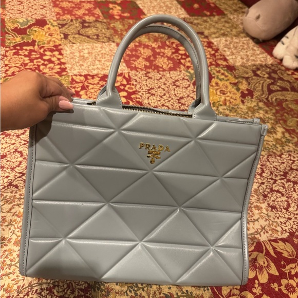 Light Blue Quilted Women's Tote Bag - Picture 1 of 10